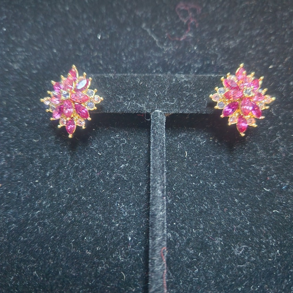 Joan Rivers Pink Rhinestone Starburst Cluster Gold Tone Stud Earrings - Picture 7 of 12